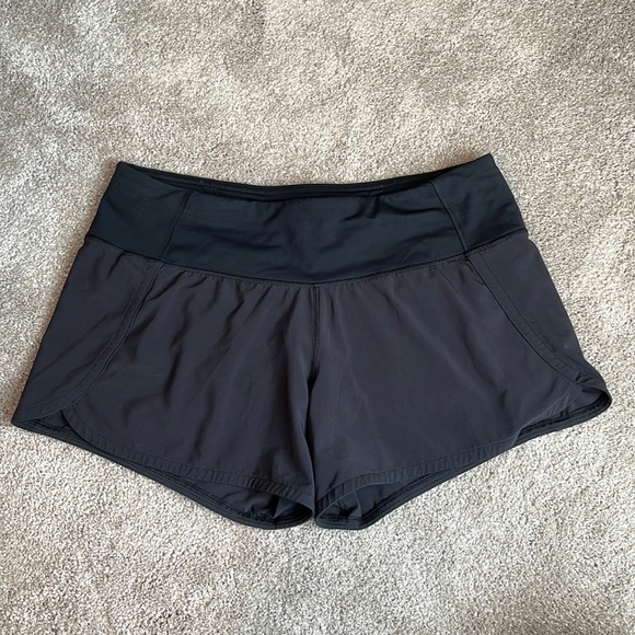 Lululemon Run Times Short II - Picture 2 of 8